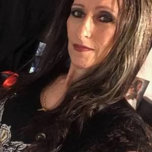 Meet your Posher, Carmella